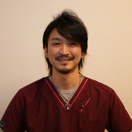 院長・間祐次郎